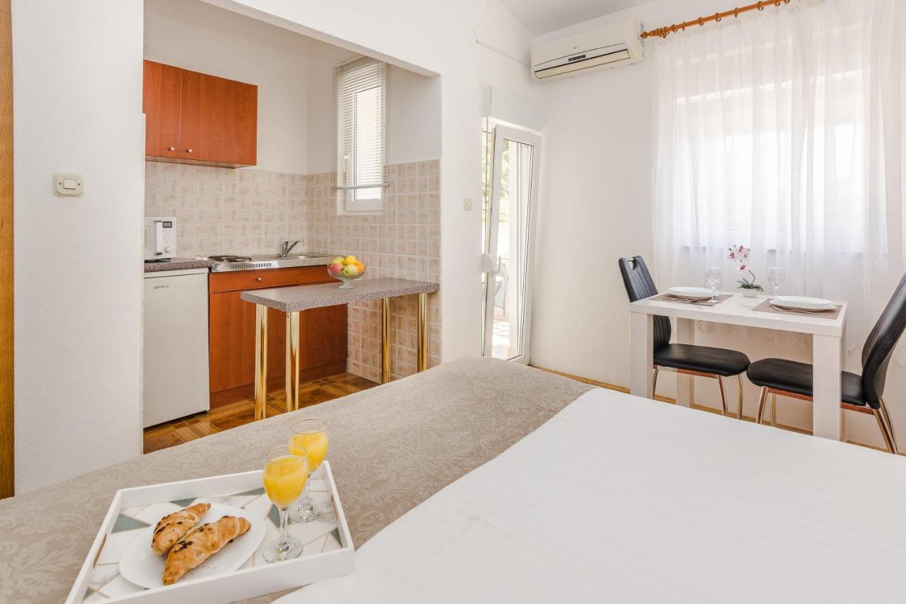 Apartments Marija Starigrad Paklenica Εξωτερικό φωτογραφία