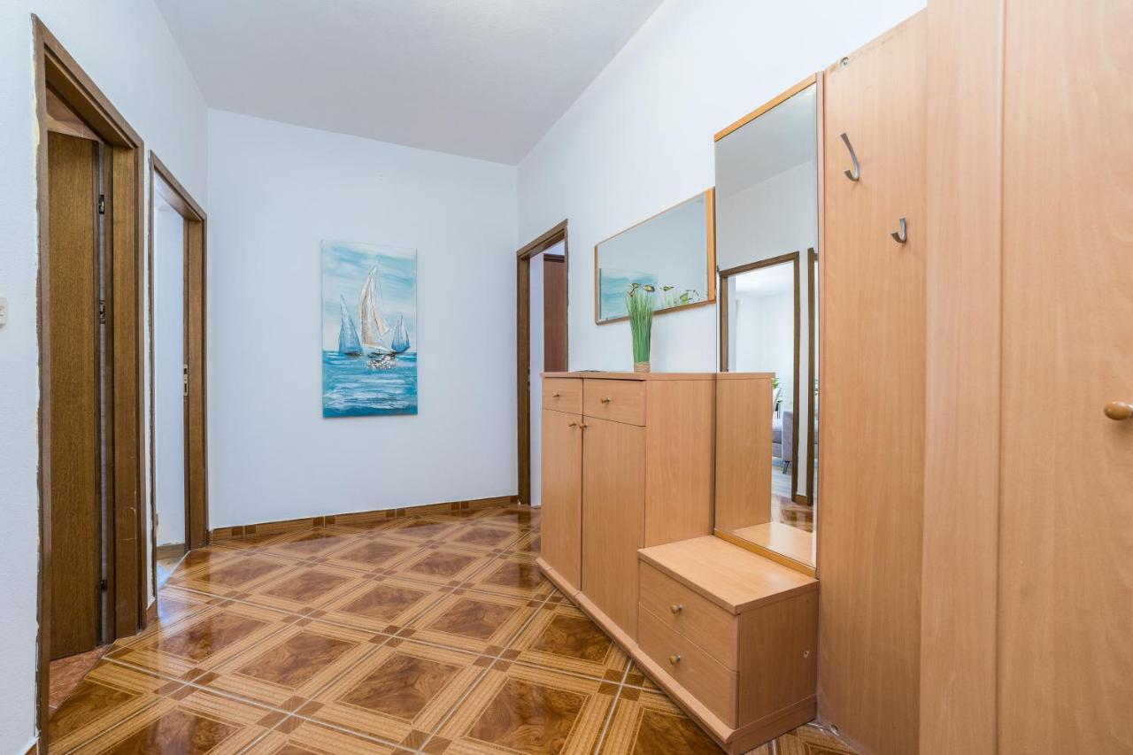 Apartments Marija Starigrad Paklenica Εξωτερικό φωτογραφία